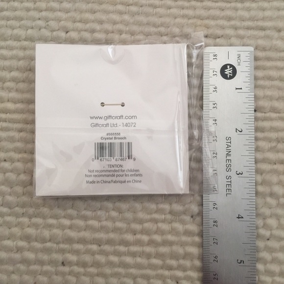 PRiSM Crystal Brooch - Picture 2 of 2